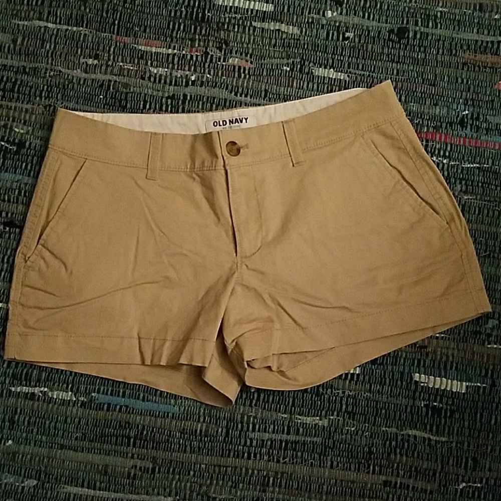 Moving sale!! Old Navy khaki shorts - must go asap